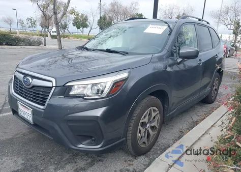 2020 Subaru Forester Premium из США, поврежденный, VIN JF2SKAJC2LH564662